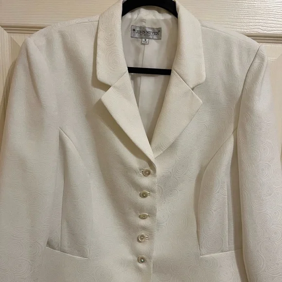John Meyer Of Norwich Elegant White Self Patterned Blazer Jacket - Picture 3 of 8